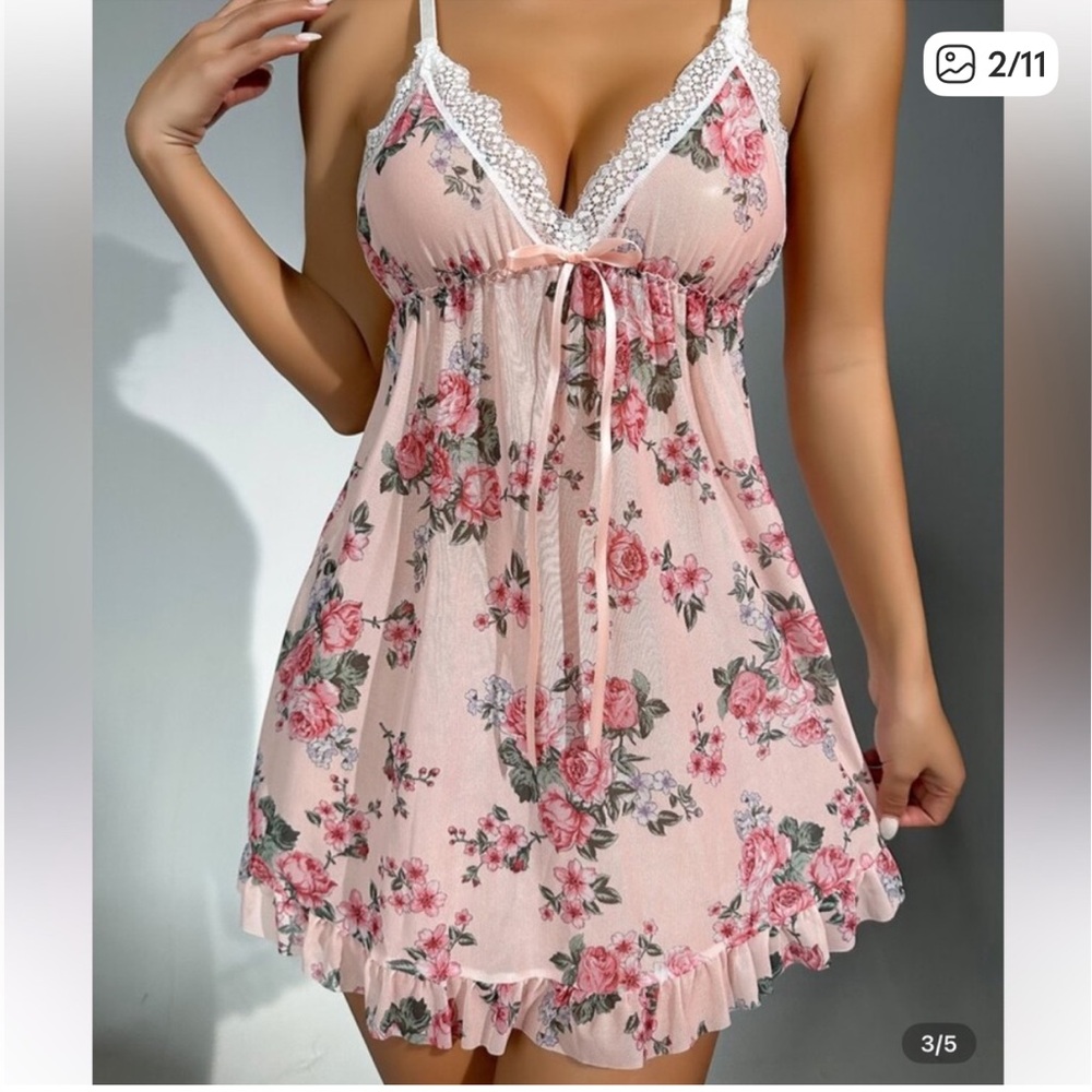 ♦️2♦️FLORAL CAMI PAJAMAS(both pink&the blue)